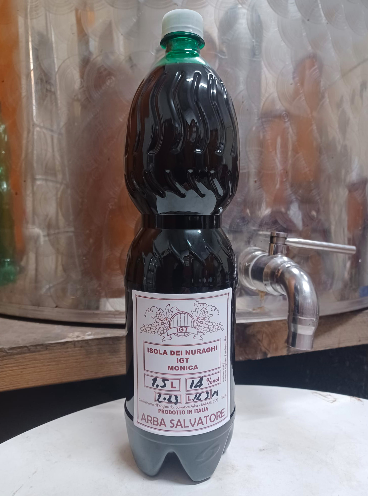 Vino Rosso Monica IGT